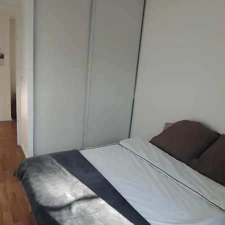 Saint Lazare Apartment